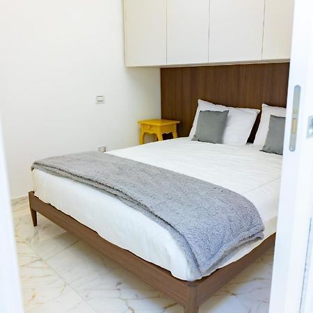 Fian Apartment 2.0 Наполи Екстериор снимка